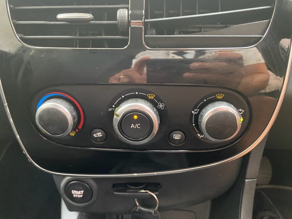 Used Renault Clio 2015 for sale - 76266489: Photo 22