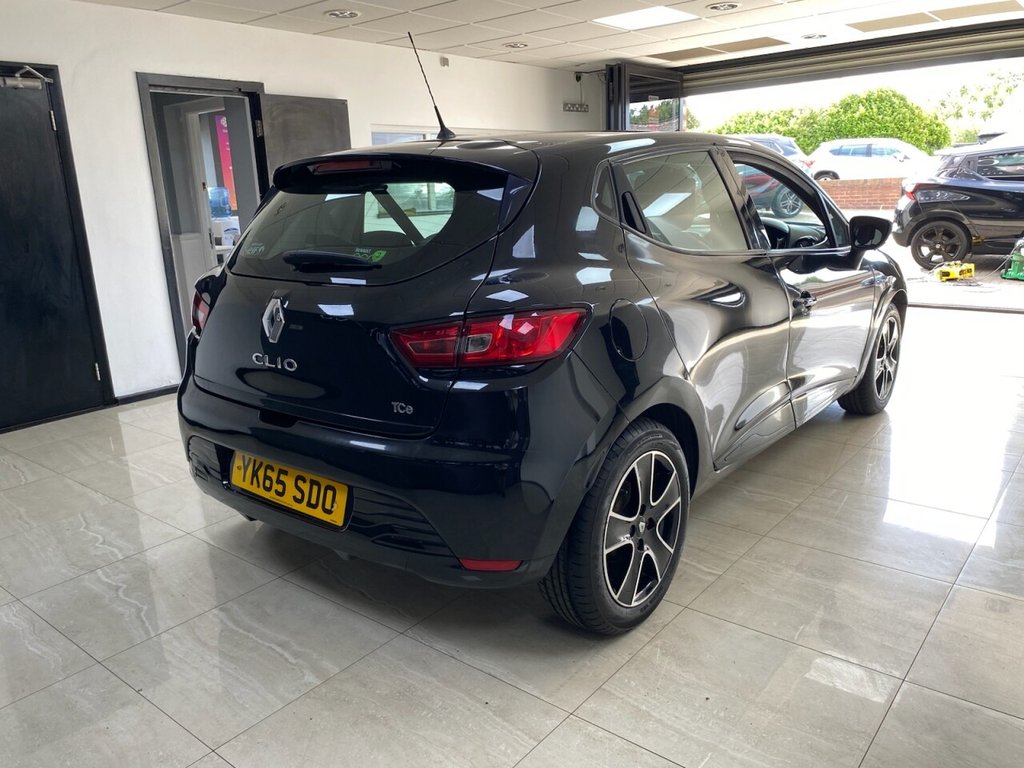 Used Renault Clio 2015 for sale - 76266489: Photo 3