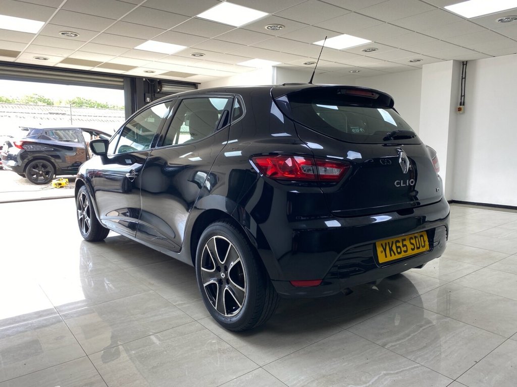 Used Renault Clio 2015 for sale - 76266489: Photo 5