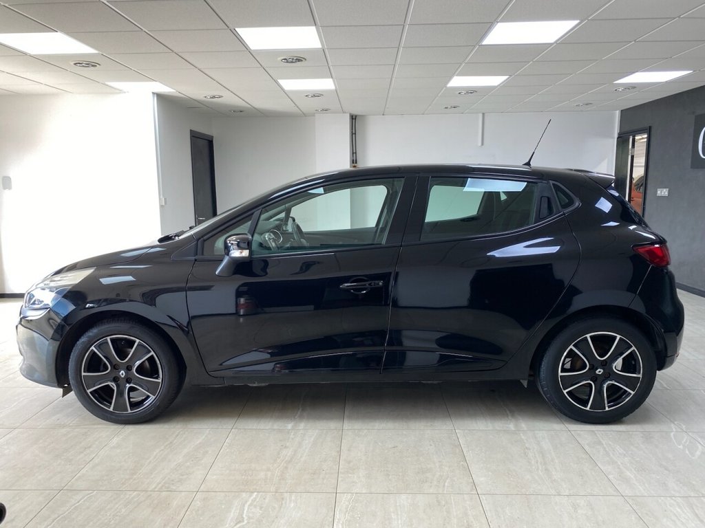 Used Renault Clio 2015 for sale - 76266489: Photo 6
