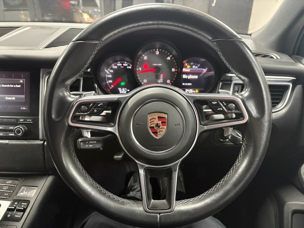 Used Porsche Macan 2017 for sale - 76841390: Photo 23