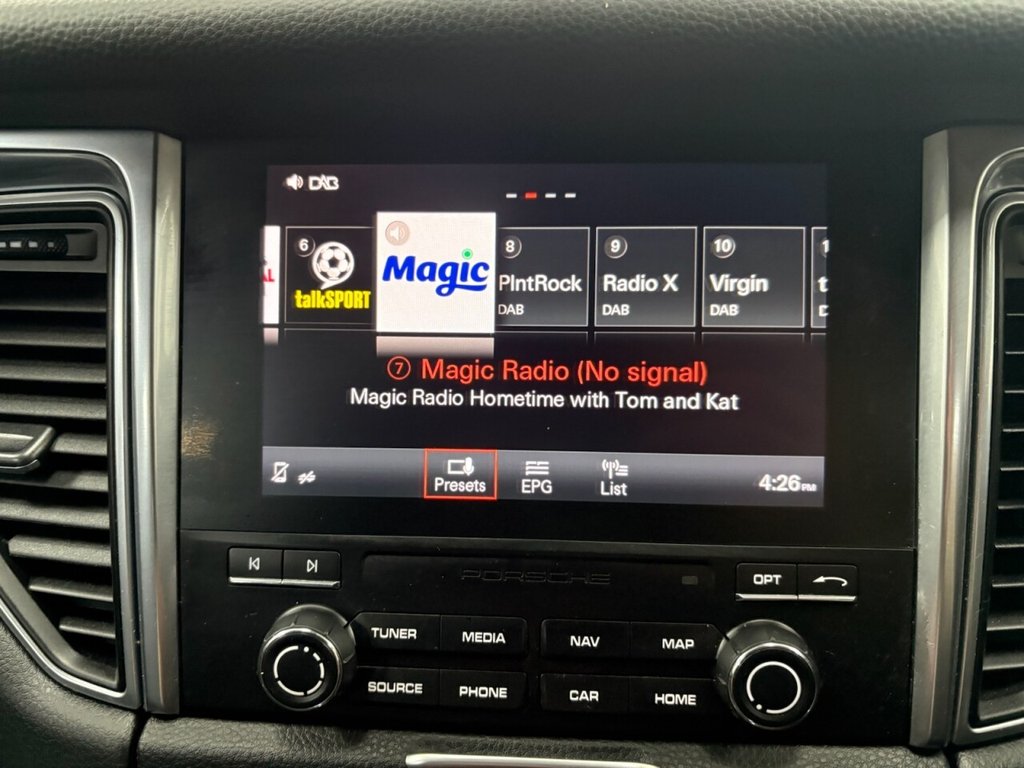 Used Porsche Macan 2017 for sale - 76841390: Photo 24