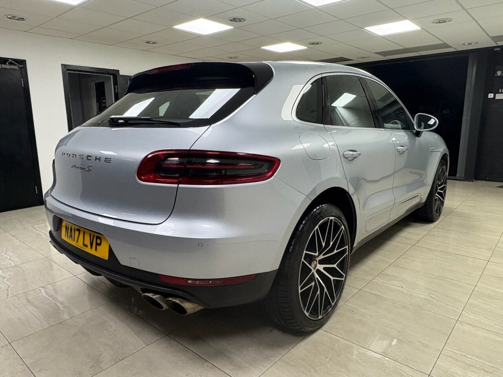Used Porsche Macan 2017 for sale - 76841390: Photo 3