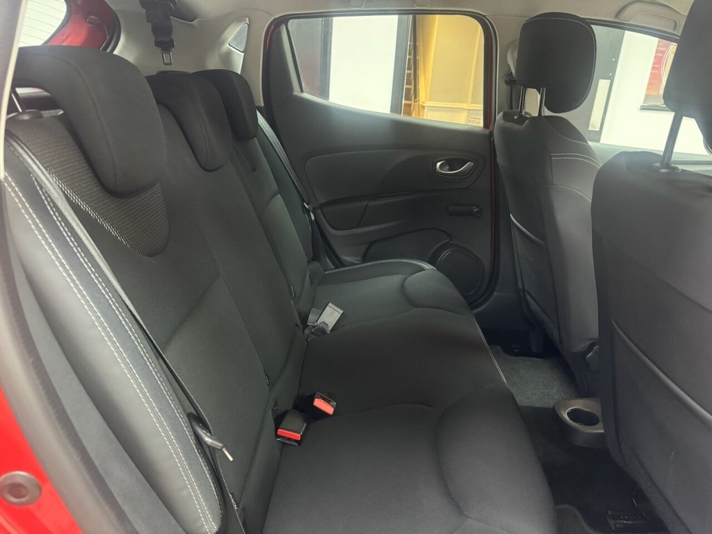 Used Renault Clio 2018 for sale - 76266460: Photo 11