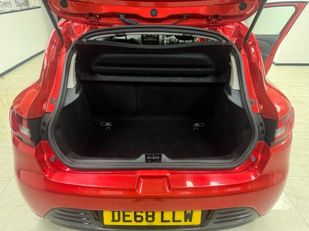 Used Renault Clio 2018 for sale - 76266460: Photo 12