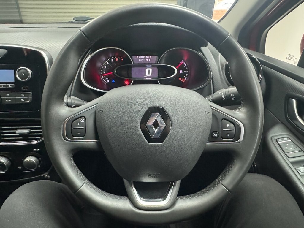Used Renault Clio 2018 for sale - 76266460: Photo 14