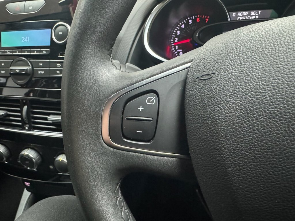 Used Renault Clio 2018 for sale - 76266460: Photo 15