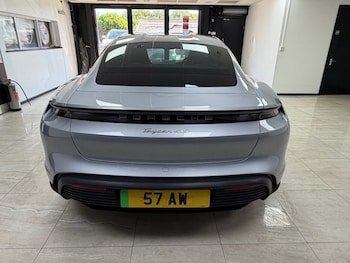 Used Porsche Taycan 2020 for sale - 79197502: Photo