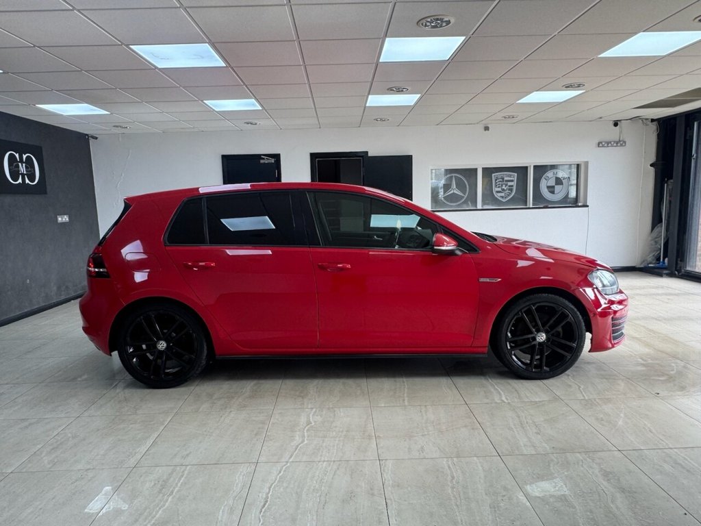 Used Volkswagen Golf 2014 for sale - 77655299: Photo 2