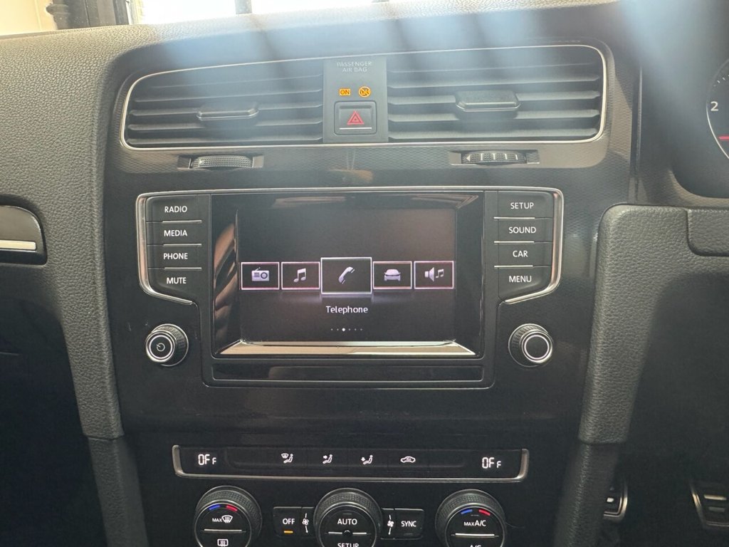 Used Volkswagen Golf 2014 for sale - 77655299: Photo 27