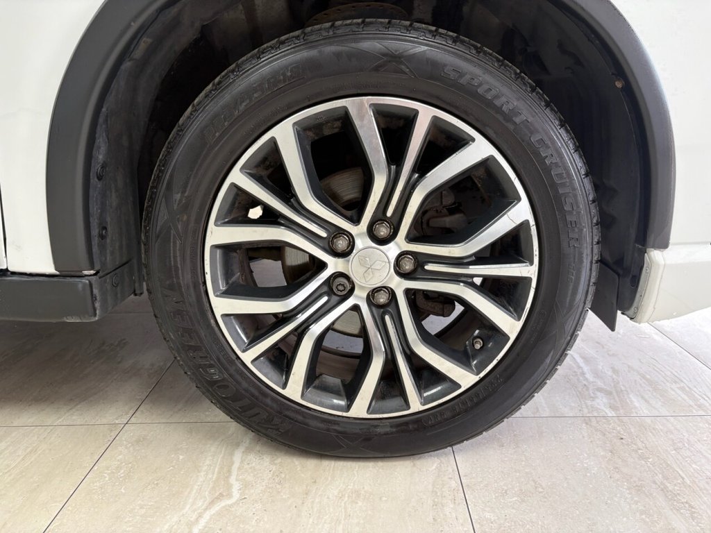 Used Mitsubishi Outlander 2017 for sale - 76266637: Photo 10