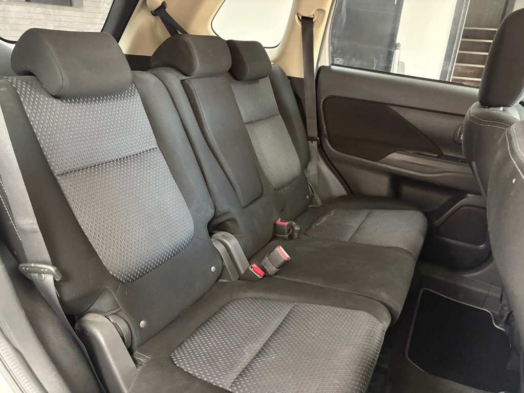 Used Mitsubishi Outlander 2017 for sale - 76266637: Photo 14