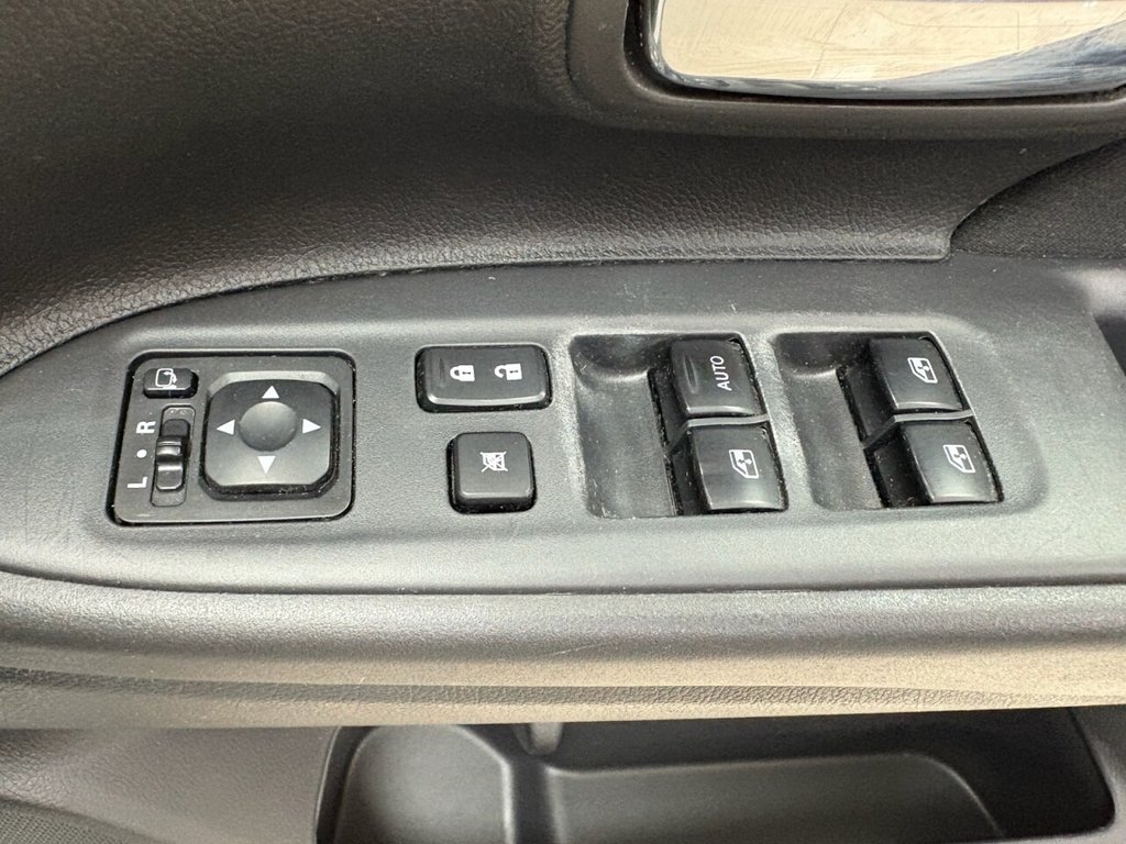 Used Mitsubishi Outlander 2017 for sale - 76266637: Photo 23