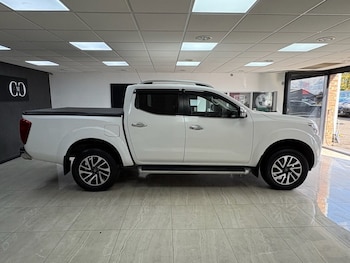 Used Nissan Navara 2018 for sale - 76266767: Photo