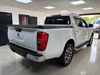 Used Nissan Navara 2018 for sale - 76266767: Photo