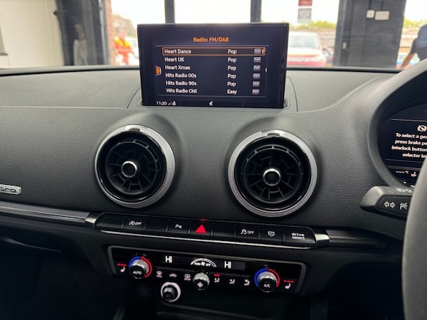 Used Audi RS3 2017 for sale - 76266787: Photo 25
