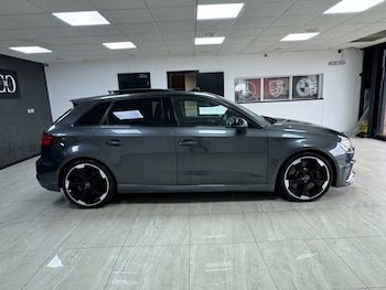 Used Audi RS3 2017 for sale - 76266787: Photo
