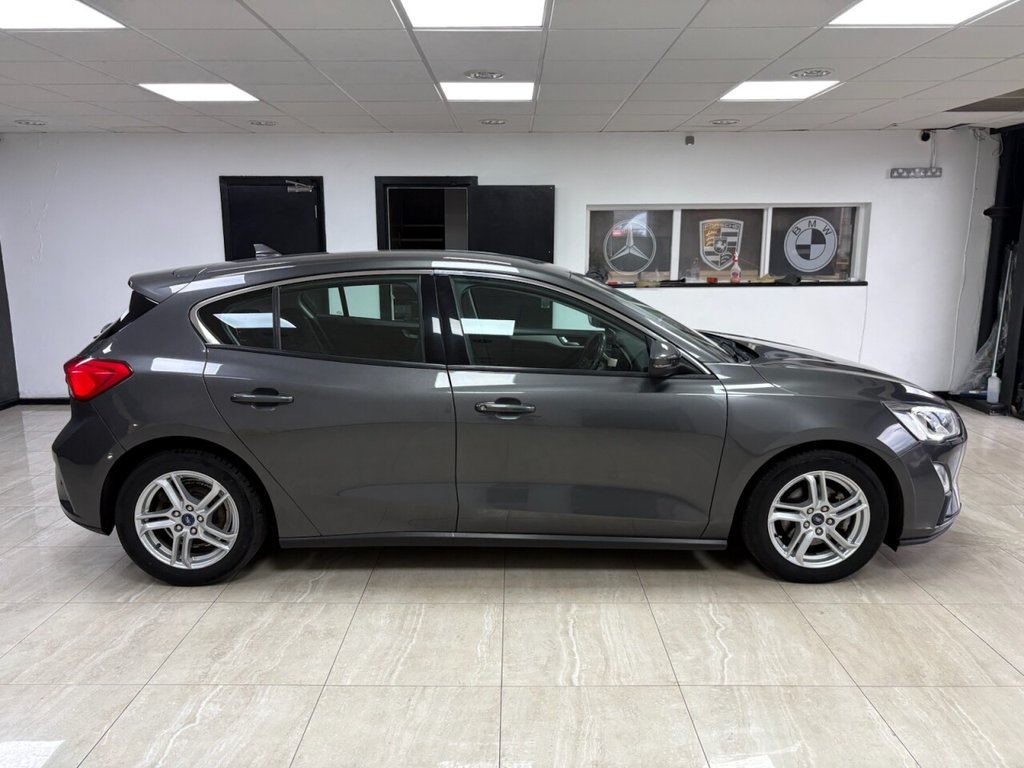 Used Ford Focus 2019 for sale - 77821009: Photo 2