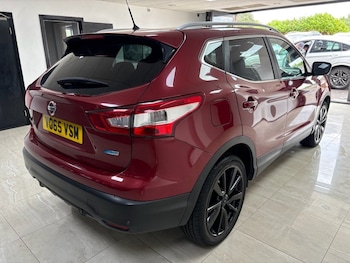 Used Nissan Qashqai 2015 for sale - 78985976: Photo