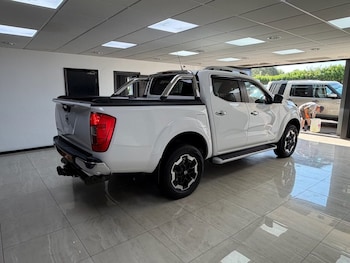 Used Nissan Navara 2021 for sale - 79154708: Photo
