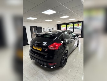 Used Ford Focus 2017 for sale - 78793493: Photo