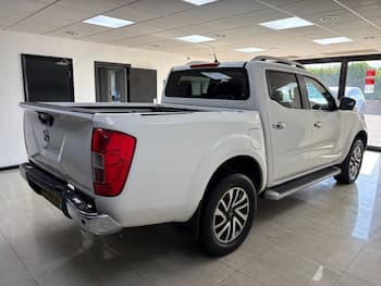 Used Nissan Navara 2016 for sale - 78931252: Photo