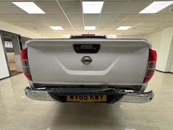 Used Nissan Navara 2016 for sale - 78931252: Photo