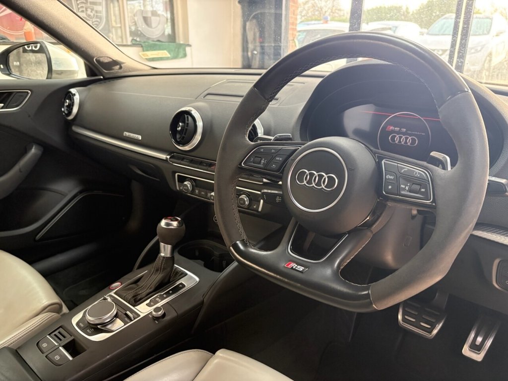 Used Audi RS3 2017 for sale - 76784109: Photo 15