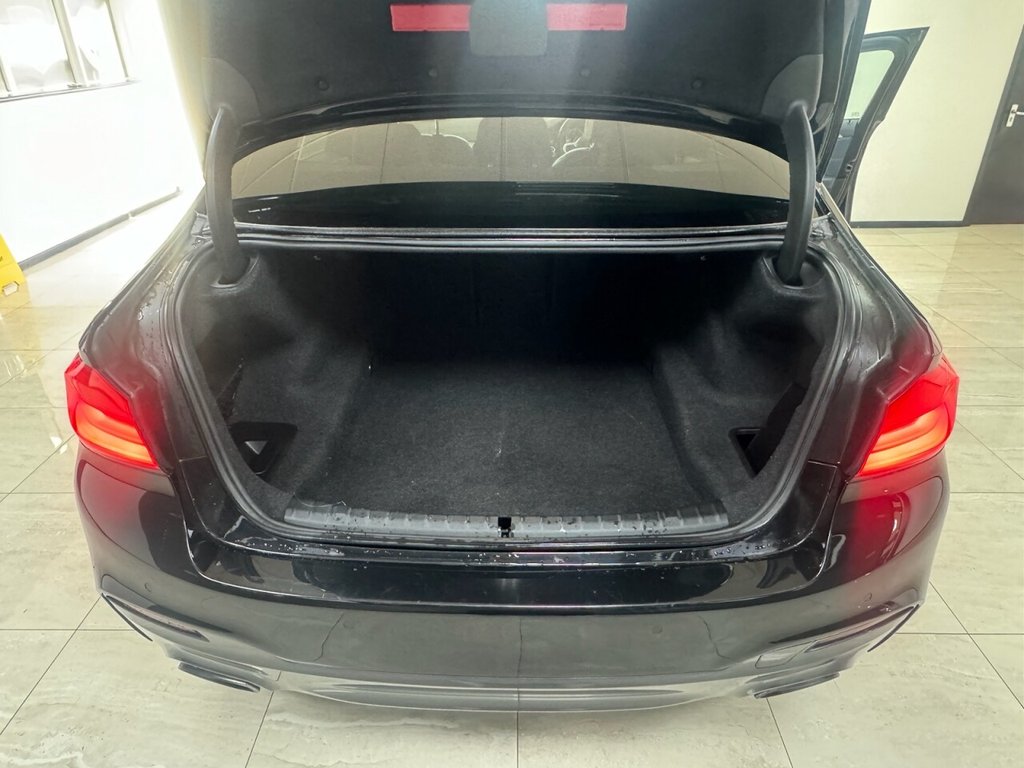 Used BMW 5 Series 2018 for sale - 76367663: Photo 35