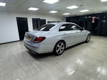 Used Mercedes-Benz E Class 2019 for sale - 77319532: Photo