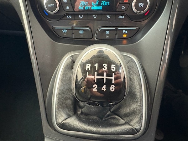 Used Ford Kuga 2013 for sale - 76266681: Photo 24