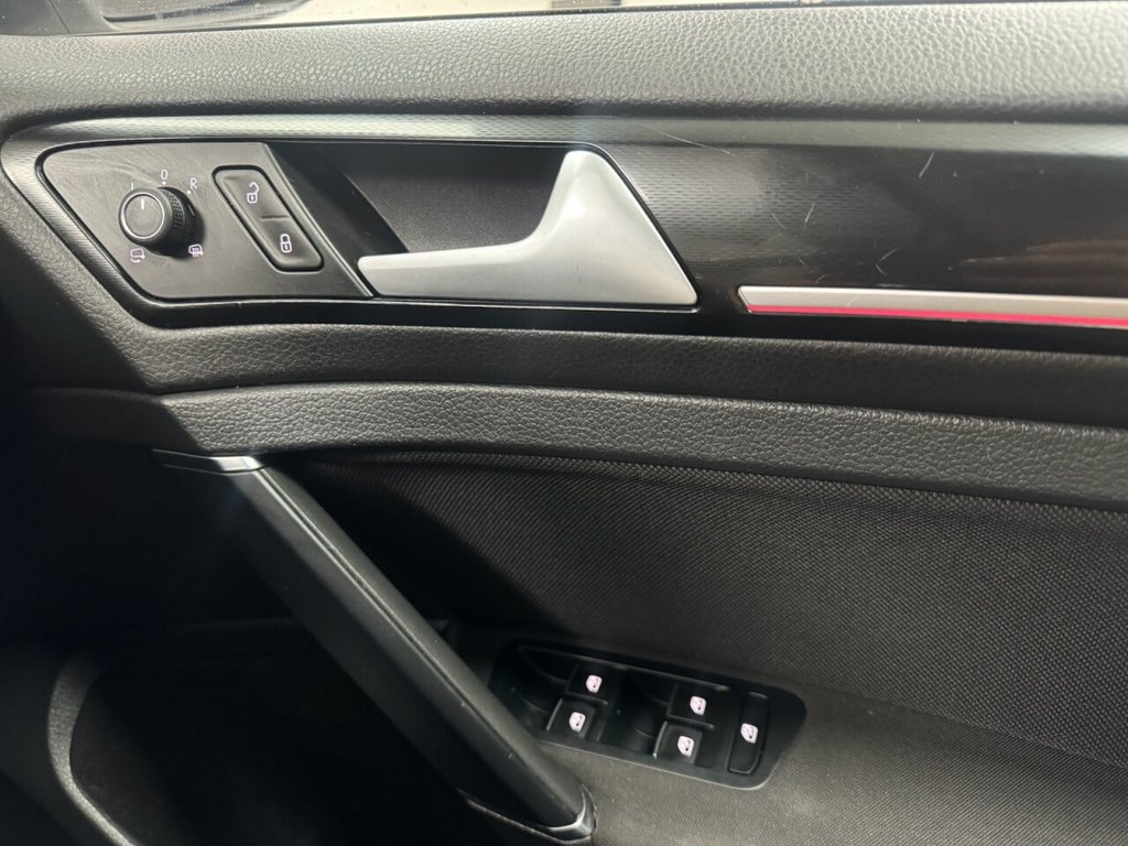 Used Volkswagen Golf 2015 for sale - 76417877: Photo 34