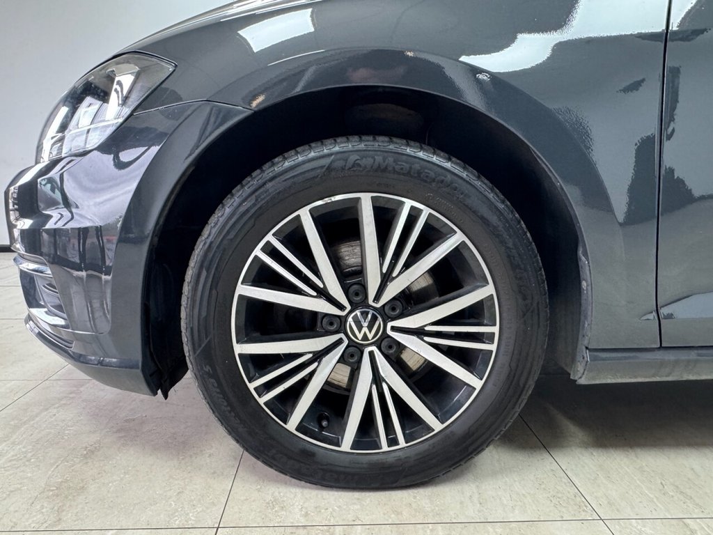 Used Volkswagen Golf 2017 for sale - 77680337: Photo 13