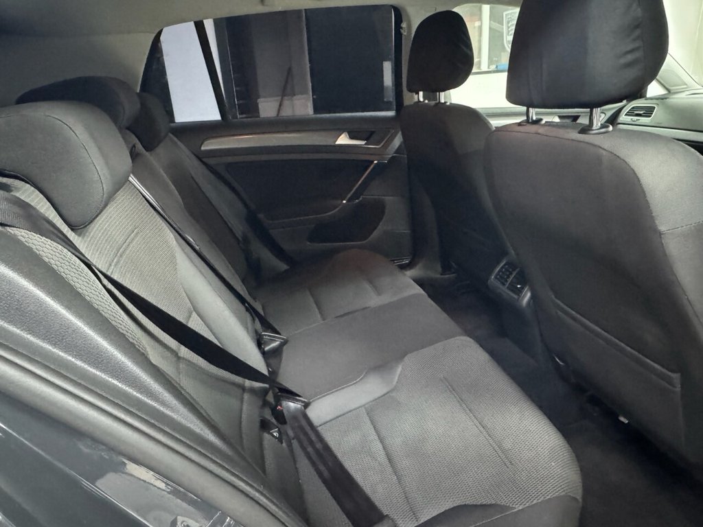 Used Volkswagen Golf 2017 for sale - 77680337: Photo 16