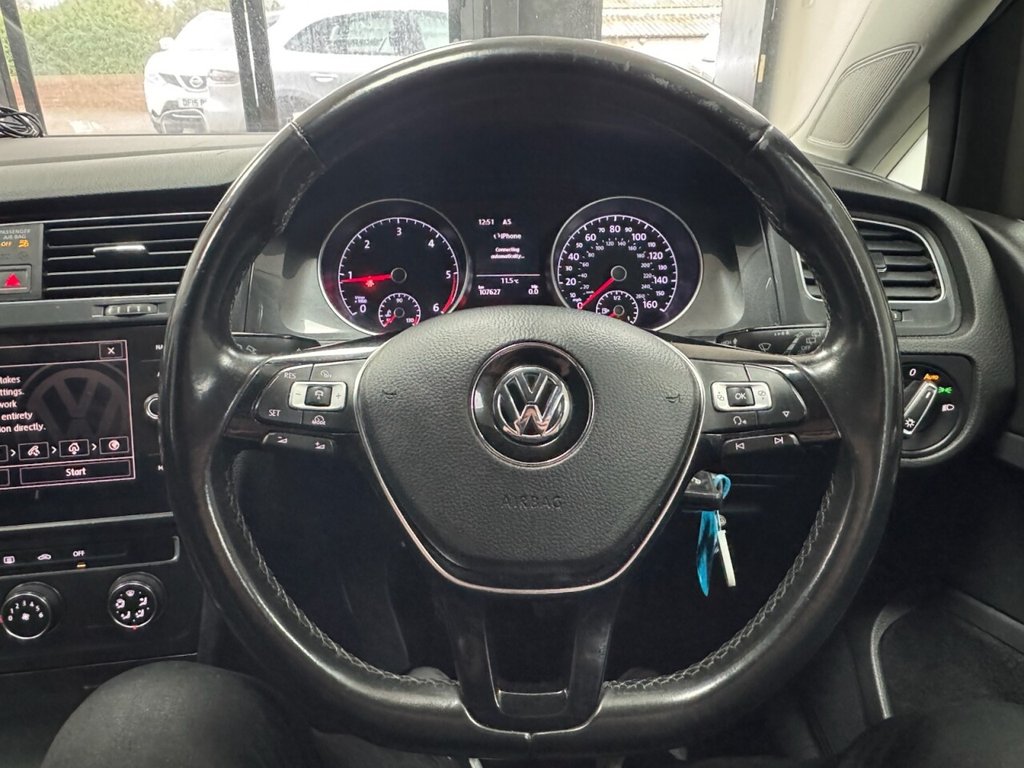 Used Volkswagen Golf 2017 for sale - 77680337: Photo 18
