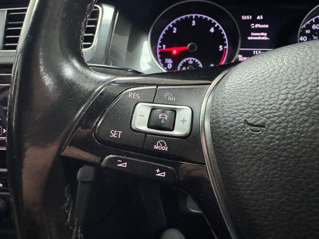 Used Volkswagen Golf 2017 for sale - 77680337: Photo 19