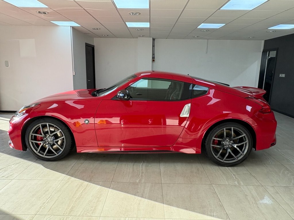 Used Nissan 370 Z 2014 for sale - 76768391: Photo 6