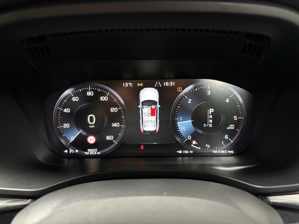 Used Volvo XC60 2018 for sale - 76496499: Photo 18