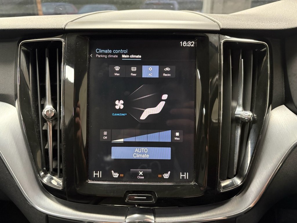 Used Volvo XC60 2018 for sale - 76496499: Photo 22