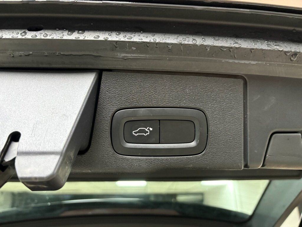 Used Volvo XC60 2018 for sale - 76496499: Photo 27