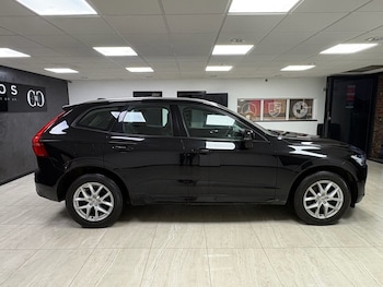 Used Volvo XC60 2018 for sale - 76496499: Photo