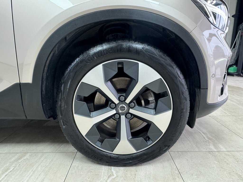 Used Volvo XC40 2023 for sale - 77520824: Photo 10