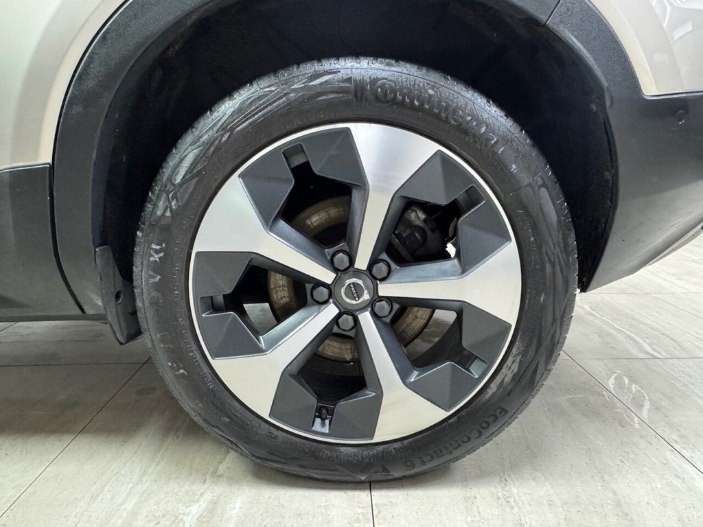 Used Volvo XC40 2023 for sale - 77520824: Photo 12