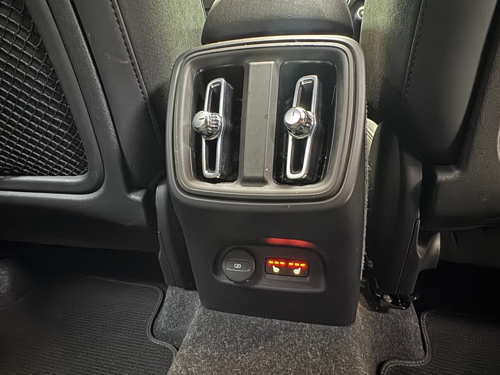 Used Volvo XC40 2023 for sale - 77520824: Photo 19