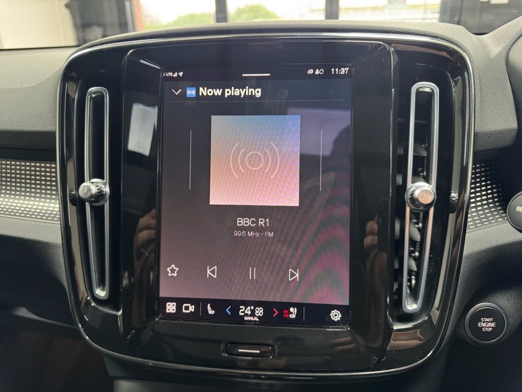 Used Volvo XC40 2023 for sale - 77520824: Photo 37