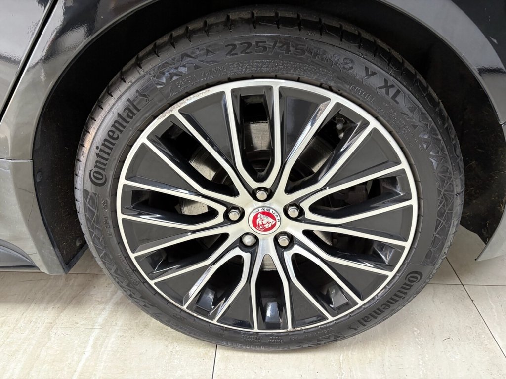 Used Jaguar XE 2020 for sale - 78044681: Photo 13