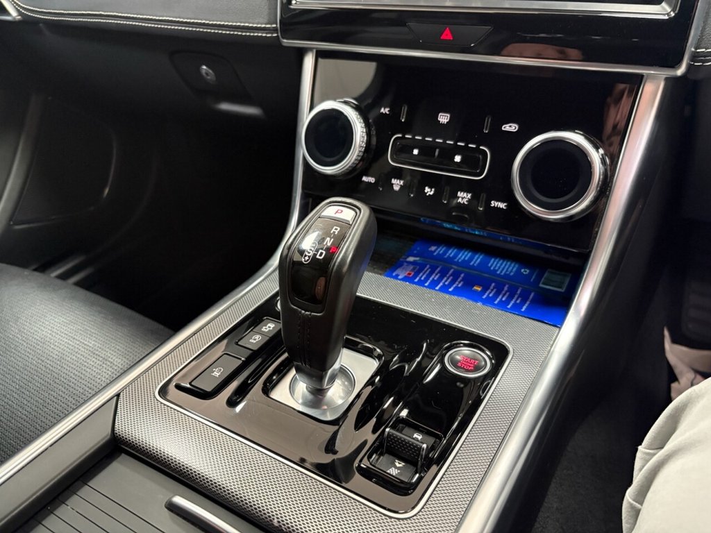 Used Jaguar XE 2020 for sale - 78044681: Photo 29