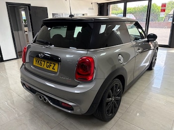 Used MINI Hatch 2018 for sale - 79482384: Photo