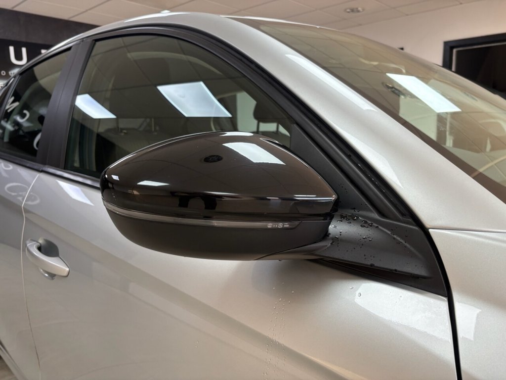 Used Vauxhall Corsa 2022 for sale - 76642539: Photo 11