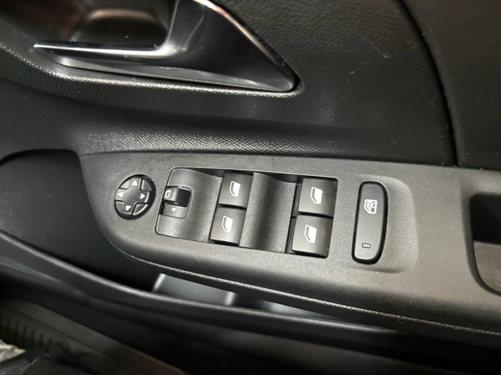 Used Vauxhall Corsa 2022 for sale - 76642539: Photo 19